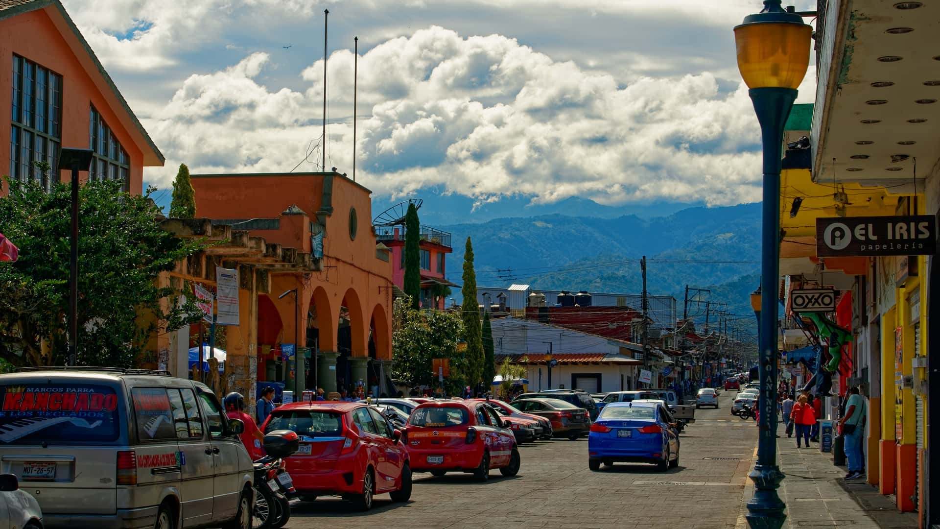 calles de coatepec que es una localidad que dispone de sucursales de megacable