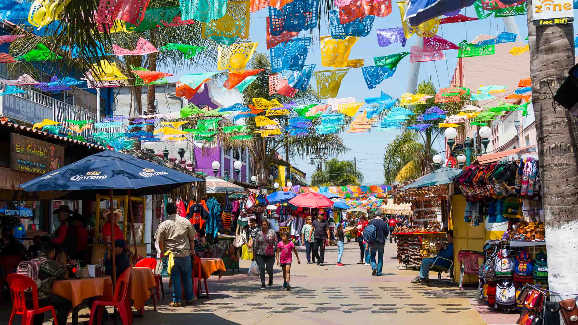 calle comercial de la ciudad de tijuana donde puedes acudir a una sucursal de sky